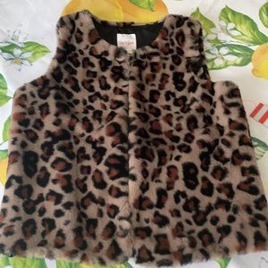 Cheetah inspired comfotable kids vest.